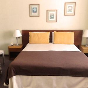 Habitación con Cama King